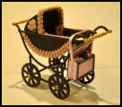 Puppenwagen in rosa