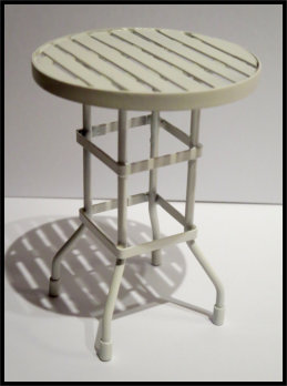 Bistro-Stehtisch, aus Metall, Farbe weiss